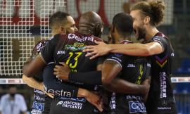 Supercoppa - Cuore Lube, battuta Trento al golden set: ora è finale contro Perugia (FOTO)