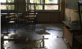 Macerata, aule allagate all'ITE "A.Gentili": sospese le attività didattiche di alcune classi