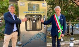 Macerata, il sindaco Parcaroli inaugura la "casa dell'acqua" in via Prezzolini