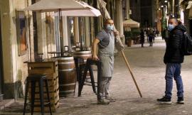 Macerata, ristoratori e baristi tra speranze e lacrime: "Punteremo su asporto e consegne"