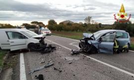 Macerata, incidente lungo la Carrareccia: tre feriti e strada chiusa al traffico (FOTO)