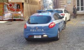 "Ti piace vincere facile": ruba centinaia di "Gratta e Vinci" e procede all'incasso, denunciato