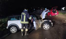 Macerata, incidente tra due auto: quattro feriti e traffico bloccato (FOTO)