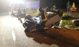 San Severino, perde il controllo dell'auto e si ribalta: incidente notturno lungo la provinciale