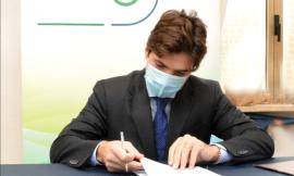 Nuova ordinanza, al mercato uno alla volta e sì al pranzo all'aperto: arriva la firma di Acquaroli