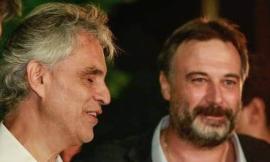 Sarnano, 250 mascherine donate al Comune: la generosità dell'Andrea Bocelli Foundation