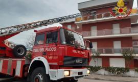 Civitanova, contatori a fuoco in un condominio: evacuate tre famiglie