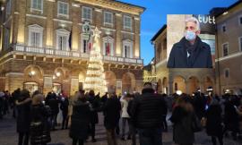 Macerata, scatta la polemica sulle auto in centro. Parcaroli: "sarebbe peggio vedere i negozi chiudere"