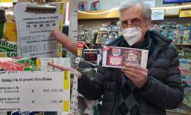 Macerata, "botto" di Natale: vinti 500mila euro alla tabaccheria di Franco Cantarini