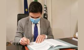 Marche, ufficiale: chiuse superiori  anche seconda e terza media in provincia di Ancona e Macerata