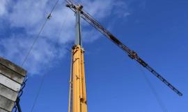 Macerata, smontaggio gru nel cantiere ex clinica Villalba: come cambia la viabilità
