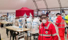 Coronavirus Marche, 408 casi in 24 ore. Acquaroli: "87 sintomatici questa settimana, 89 la scorsa"