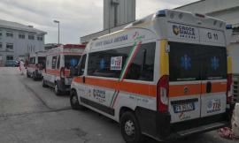 Ospedale Torrette, ambulanze con pazienti in attesa per 14 ore. Anpas: "Situazione inaccettabile"
