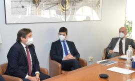 Acquaroli incontra il viceministro Sileri: focus sulla campagna vaccinale nelle Marche