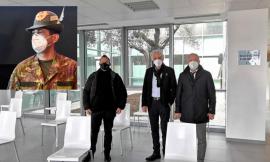 Il Commissario Figliuolo e il presidente Acquaroli all'apertura del centro vaccinale di Piediripa