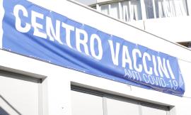 La Regione stanzia un milione di euro per i centri vaccinali: "Sarà potenziato quello di Civitanova"