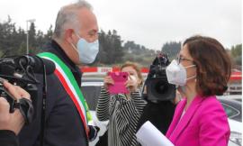Civitanova, plauso del Ministro Gelmini al centro vaccinale: "un esempio" (FOTO)