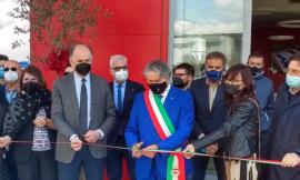 Tolentino, taglio del nastro per il nuovo centro tennis: potrà ospitare anche gare internazionali