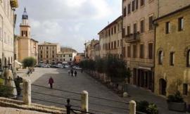 Macerata, prorogati i 30 minuti gratis in corso Cavour e Cairoli: si aggiunge anche piazza Mazzini