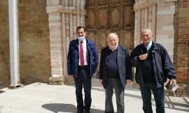 Pupi Avati in visita esplorativa a San Ginesio: in cantiere un nuovo film su Dante