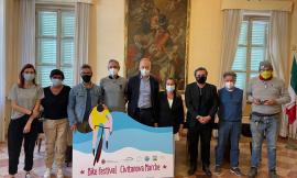 Nuovo format per il Civitanova Bike Festival: la città si ridisegna dopo il boom delle bici post Covid
