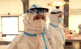 Covid, nelle Marche ricoveri (-14) e tasso di incidenza del virus continuano a scendere