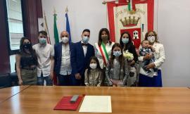 Camerino, fiori d'arancio per Tatiana ed Enrico: i novelli sposi pronunciano il fatidico sì