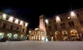 Tolentino, dal 9 giugno torna lo "shopping sotto le stelle": il programma completo degli eventi