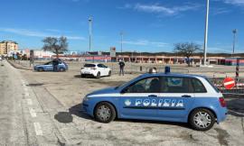 Civitanova, in fuga con lo scooter non rispettano l'alt: uno aveva il mezzo rubato, l'altro droga