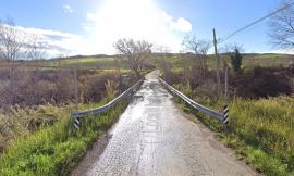 San Severino, la provincia di Macerata dispone la chiusura della strada Rocchetta-Rambona