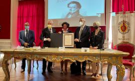 Recanati, assegnato al FAI il premio Leopardi
