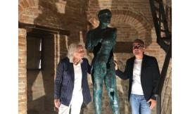Ripe San Ginesio, inaugurato "Il Bronzo di Avenale" di Nazareno Rocchetti