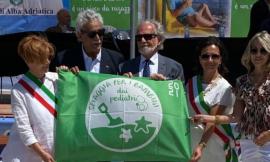 Porto Recanati premiata con la "Bandiera Verde dei pediatri" come meta turistica a misura di bambino