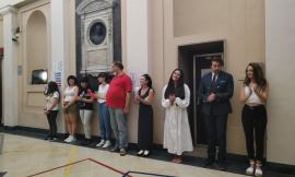 Sulle tracce della Callas a Palazzo Ugolini: grandi emozioni per lo spettacolo degli studenti UniMc