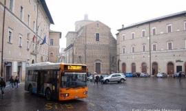 Macerata, corsa al rinnovo degli abbonamenti ai mezzi di trasporto: ecco come fare