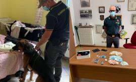 Civitanova, giovane coppia di fidanzati accusata di spaccio: lui viene arrestato, lei denunciata