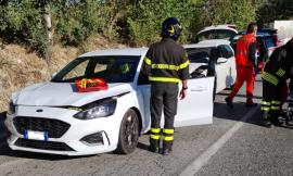 Tamponamento tra tre auto lungo la provinciale 78: due feriti, interviene il 118