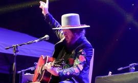 Zucchero conquista lo Sferisterio col suo blues: "Perché non mi avete mai chiamato prima?"