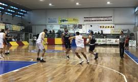 Basket Serie B, Virtus Civitanova sconfitta all'esordio: sorride Giulianova