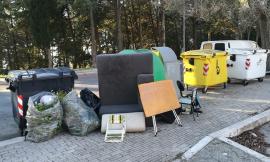 Camerino, rifiuti ingombranti: nuovo servizio di ritiro a casa