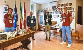 Macerata, due Nazionali di rugby dal questore: nel pomeriggio incontro con gli studenti