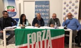 Forza Italia, i vertici del partito riuniti a Civitanova: parte la corsa verso le comunali del 2022