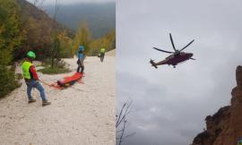 Fiastra, si infortuna durante un'escursione alle Lame Rosse: 50enne soccorso in eliambulanza