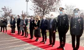 Civitanova commemora i caduti di Nassiriya: "Eroi che hanno fatto conoscere il valore degli italiani"