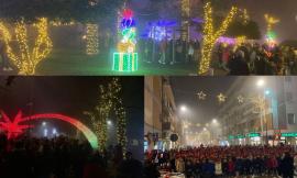 La magia del Natale a Castelraimondo: una grande stella cometa e migliaia di luci in centro