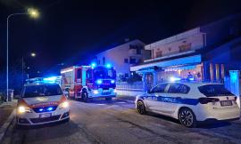 Macerata, anziana sola cade in casa: salvata dagli agenti della Polizia Locale