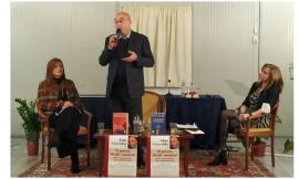 "Dante in Purgatorio dove andremo a tutti”: Aldo Cazzullo fa il pieno a Gualdo