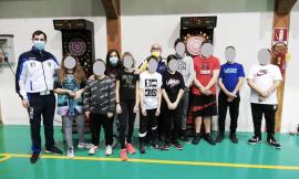 Fiastra e Serravalle di Chienti, gli alunni delle scuole medie a lezione di ruzzola e freccette