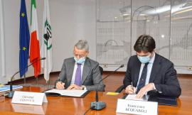 Vaccini per i lavoratori delle imprese: siglato accordo tra Inail e Regione