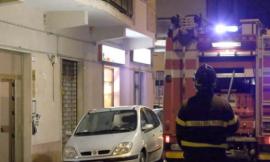 Montefano, paura nella notte: incendio in un appartamento, l'inquilino in ospedale